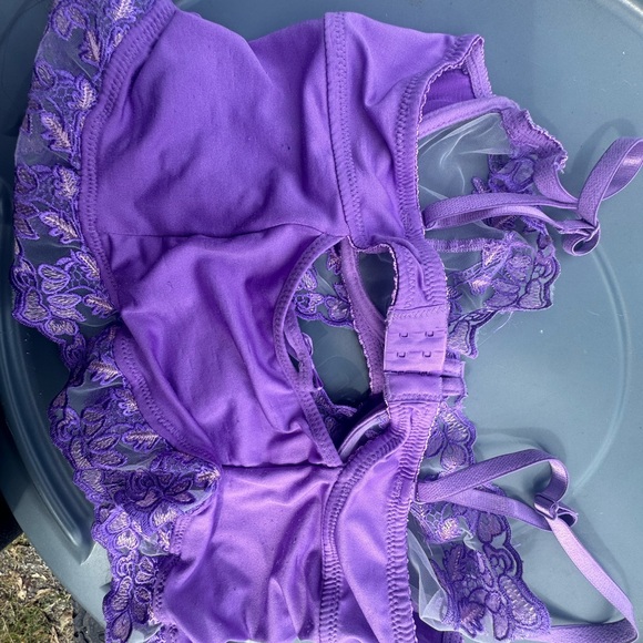 Purple sheer top - Picture 3 of 4